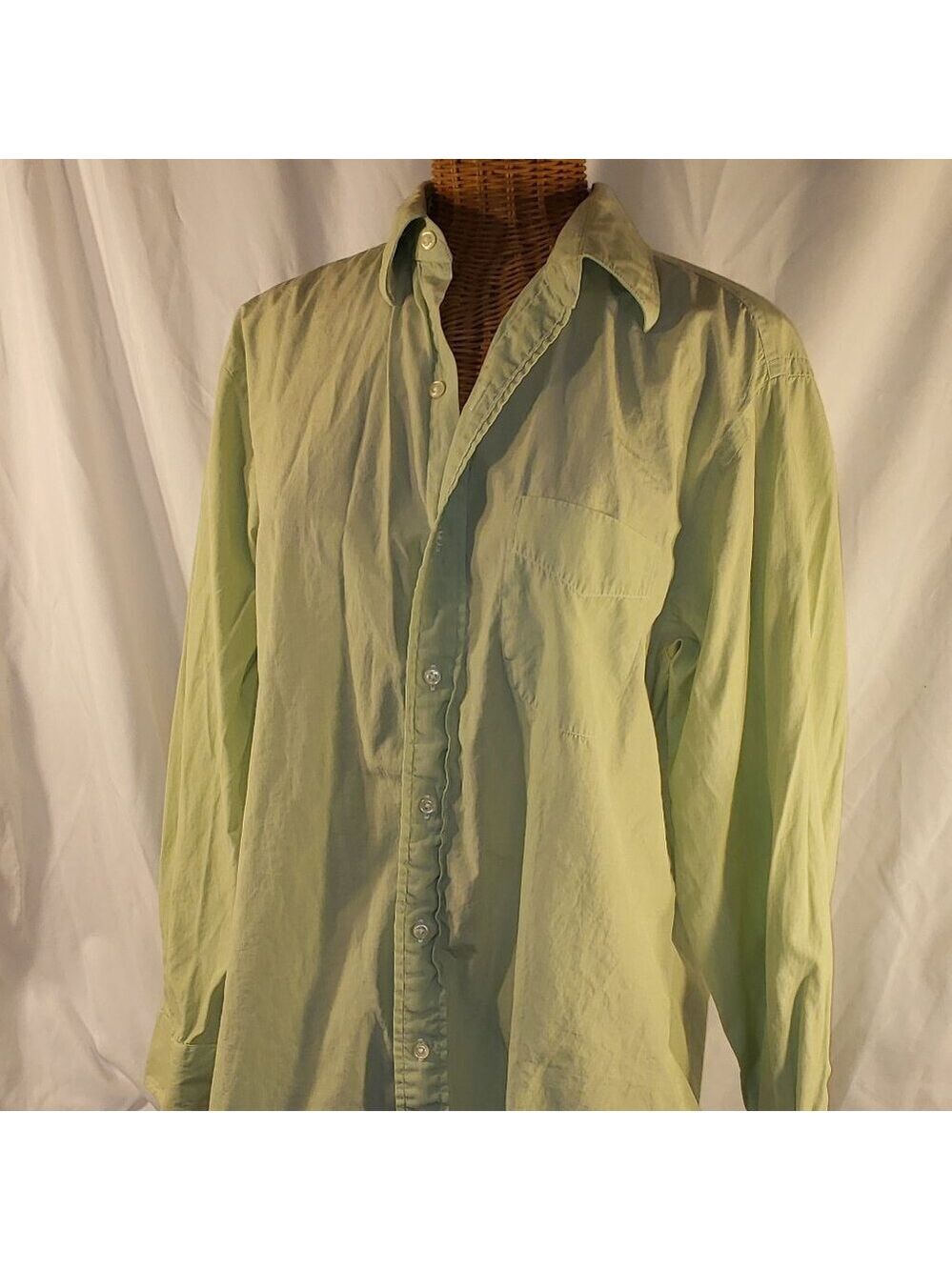 Wilkes Bashford Men's Light Green Button Down Shirt, Size 16.5", 34"